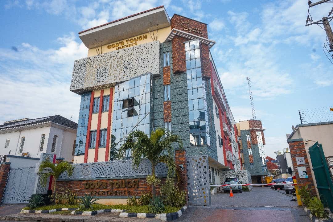 Exterior 1