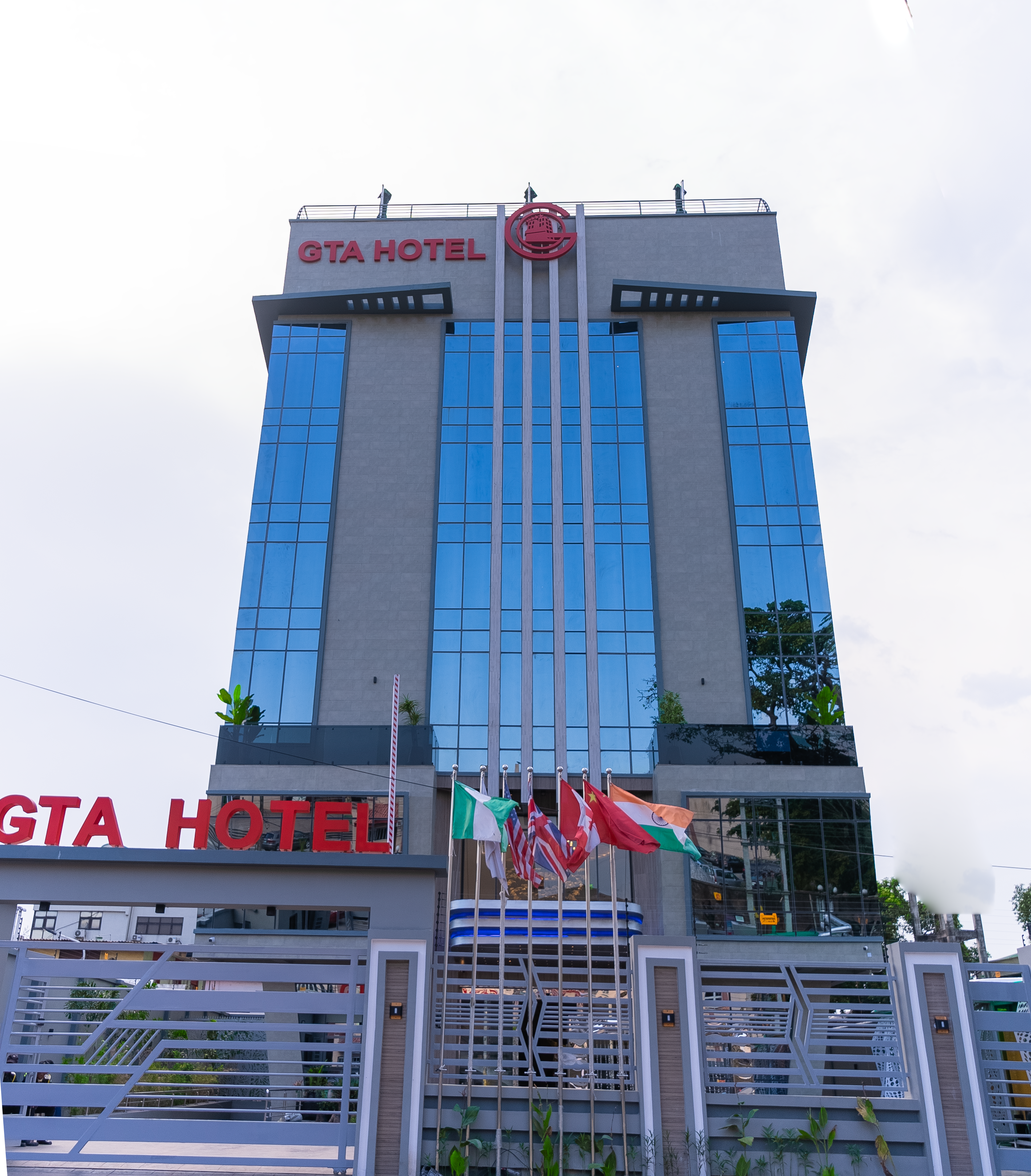 Exterior 9