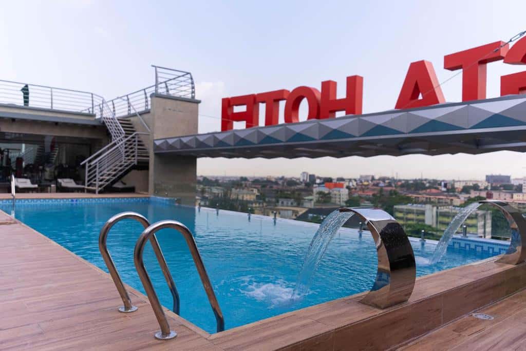 Pool & Gym 1