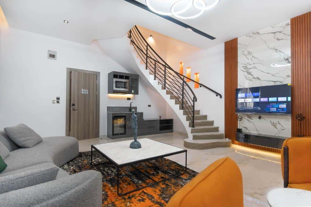 Studio Rooms 17