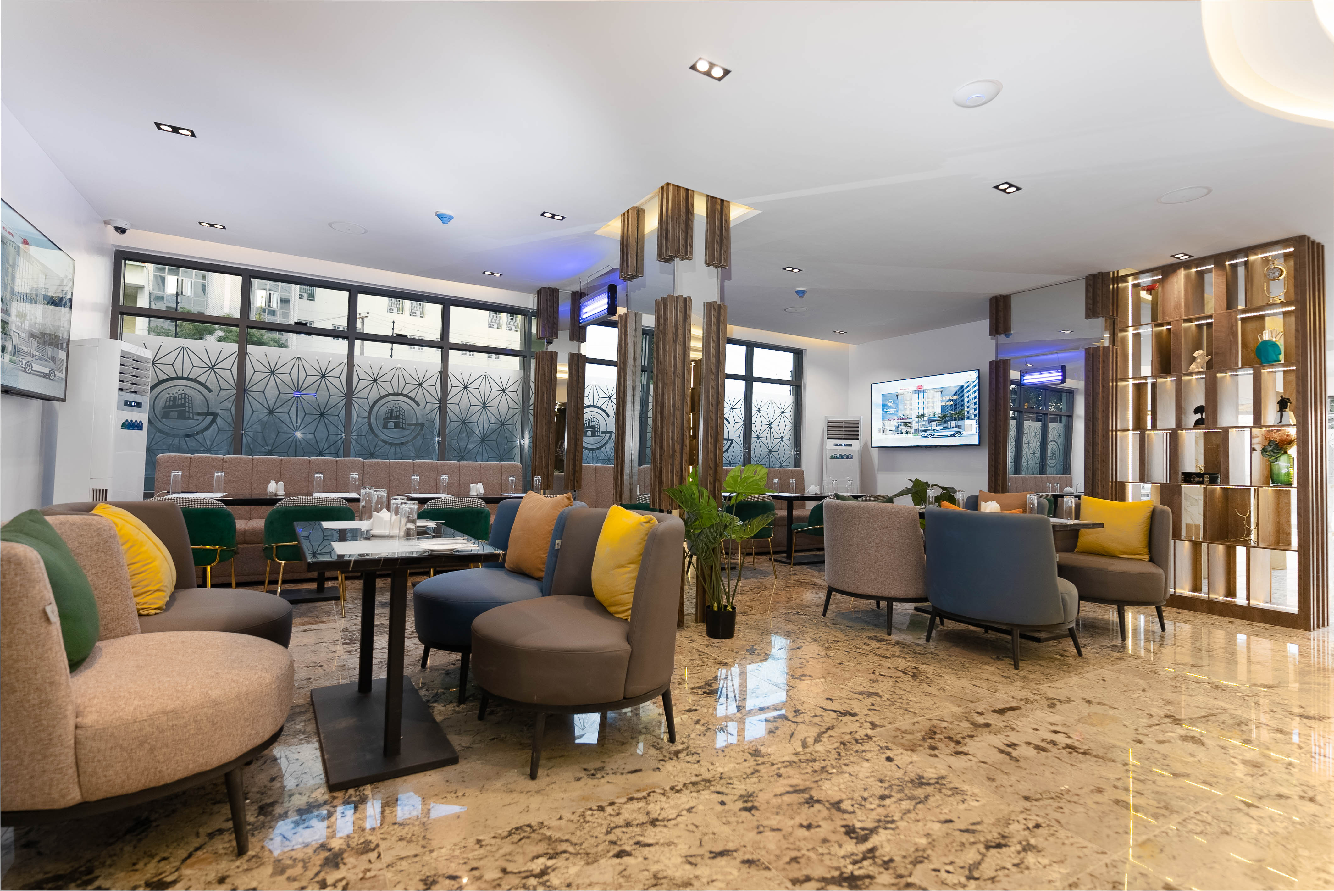 Lobby & Common Areas 4